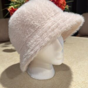 Urban Outfitters Soft Cream Fuzzy Hat